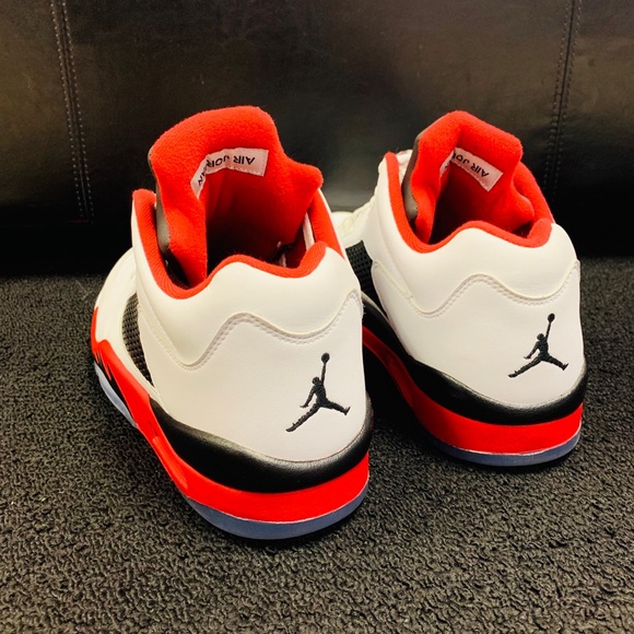 AIR JORDAN 5 RETRO LOW “FIRE RED” - Picture 7 of 8